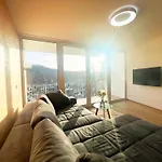 公寓 Schoenes Traumblick Mit Balkon *